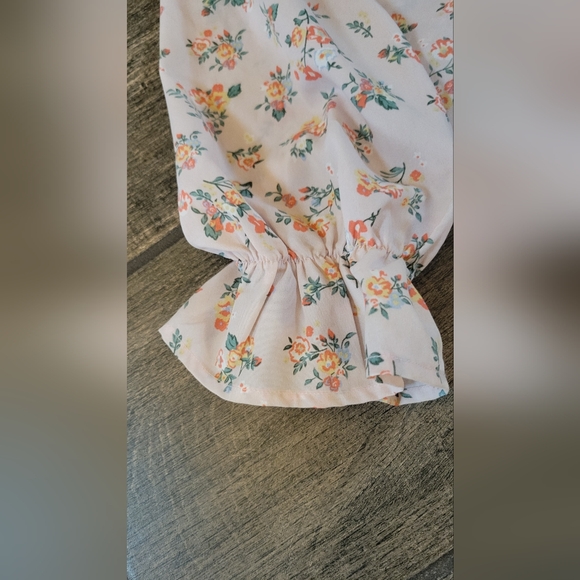 GB Gianni Bini Juniors floral crop top short puffy sleeve size Med / multi-color - Picture 5 of 6